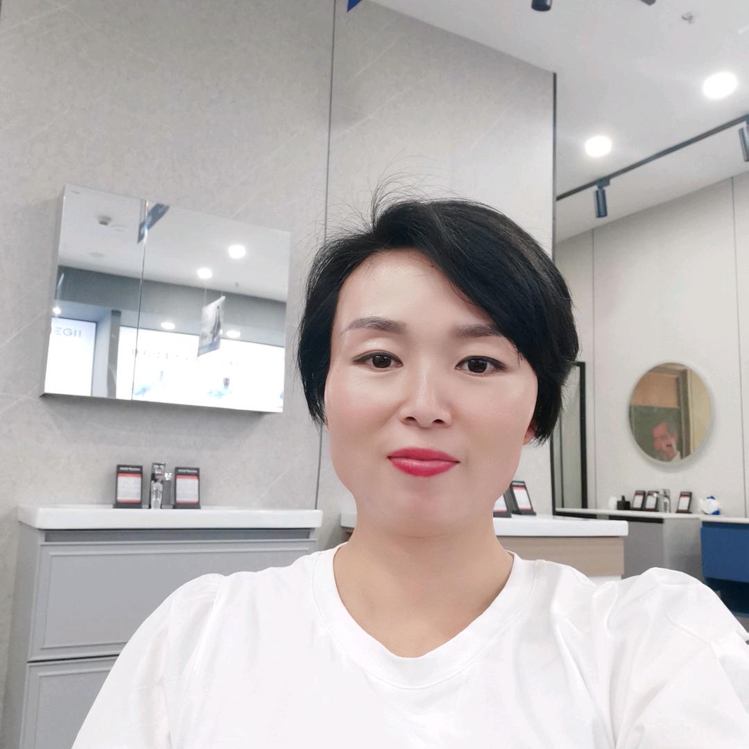 义龙新区萍萍泥膜美容工作室