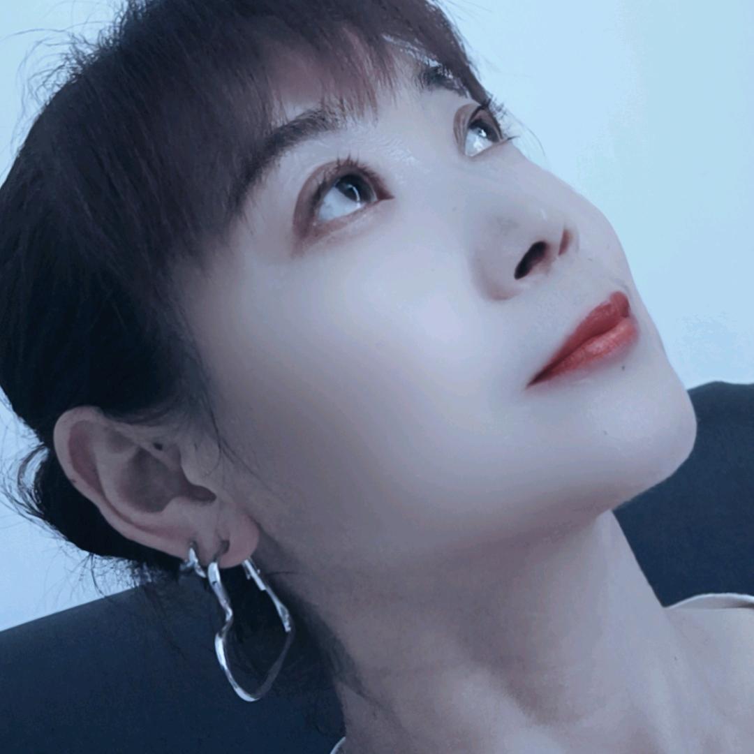 🌺彩彩姐儿🌺