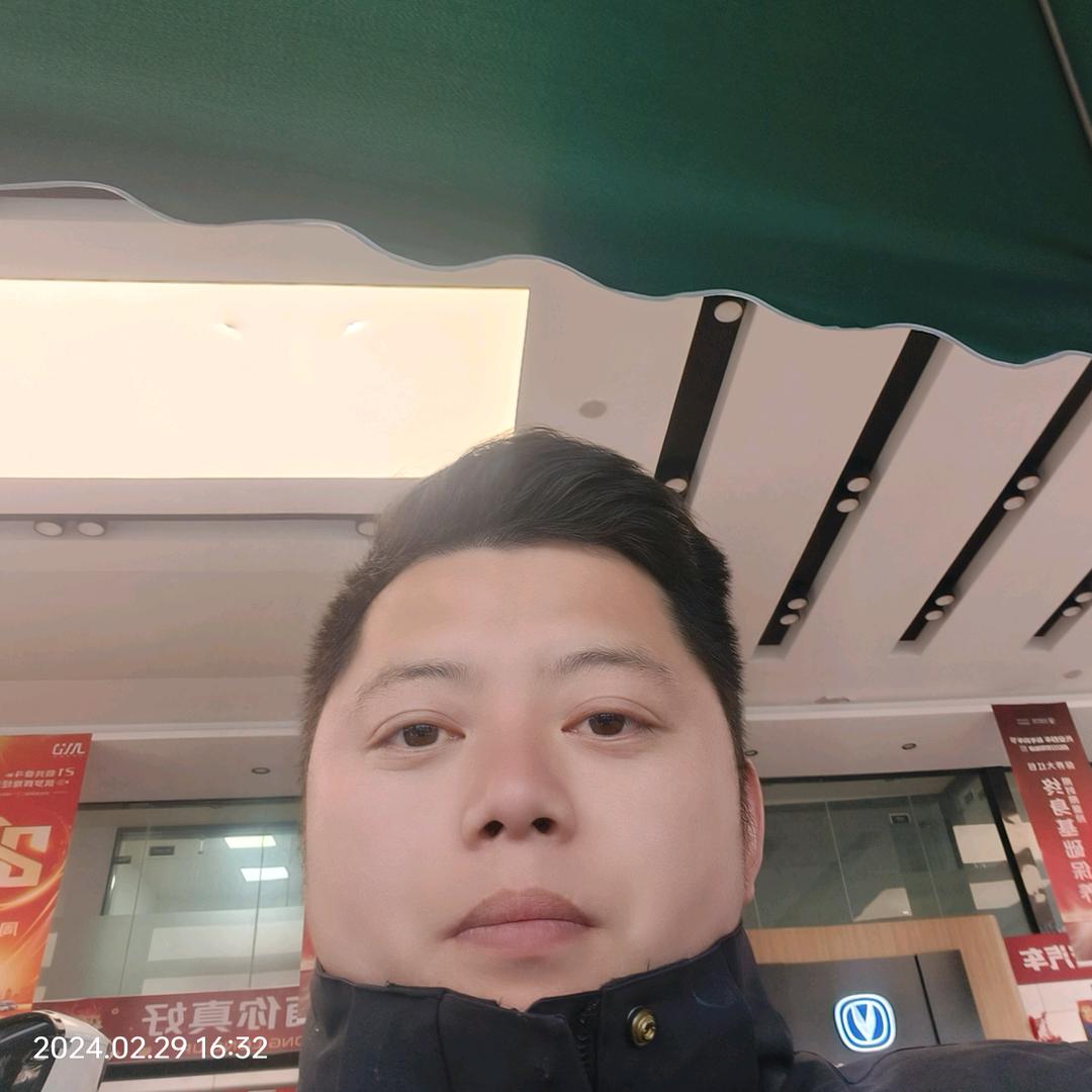 不懂车的张小帅