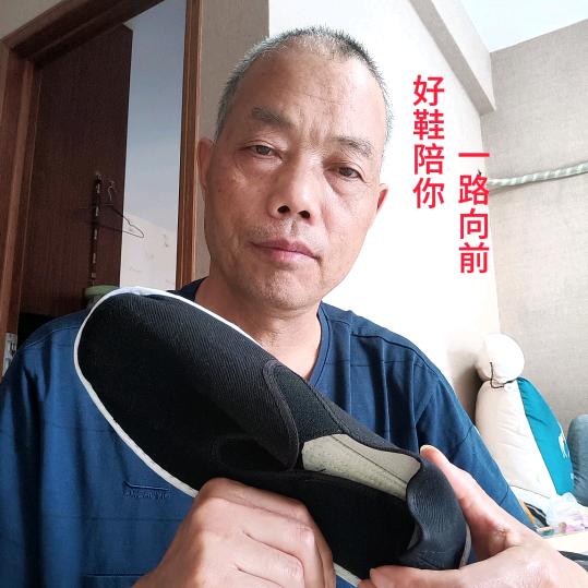 史哥哥（卖鞋）