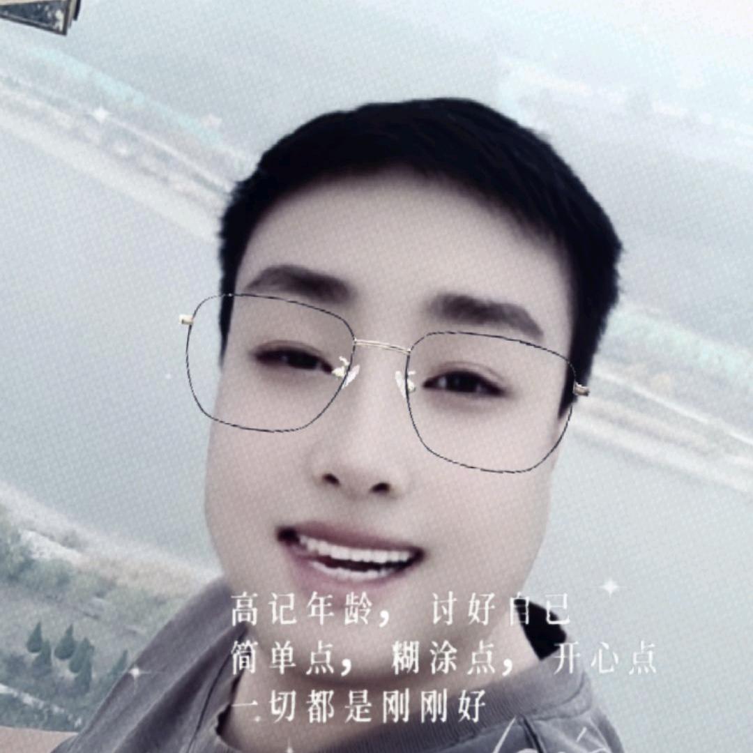 🏗塔吊司机小亮哥