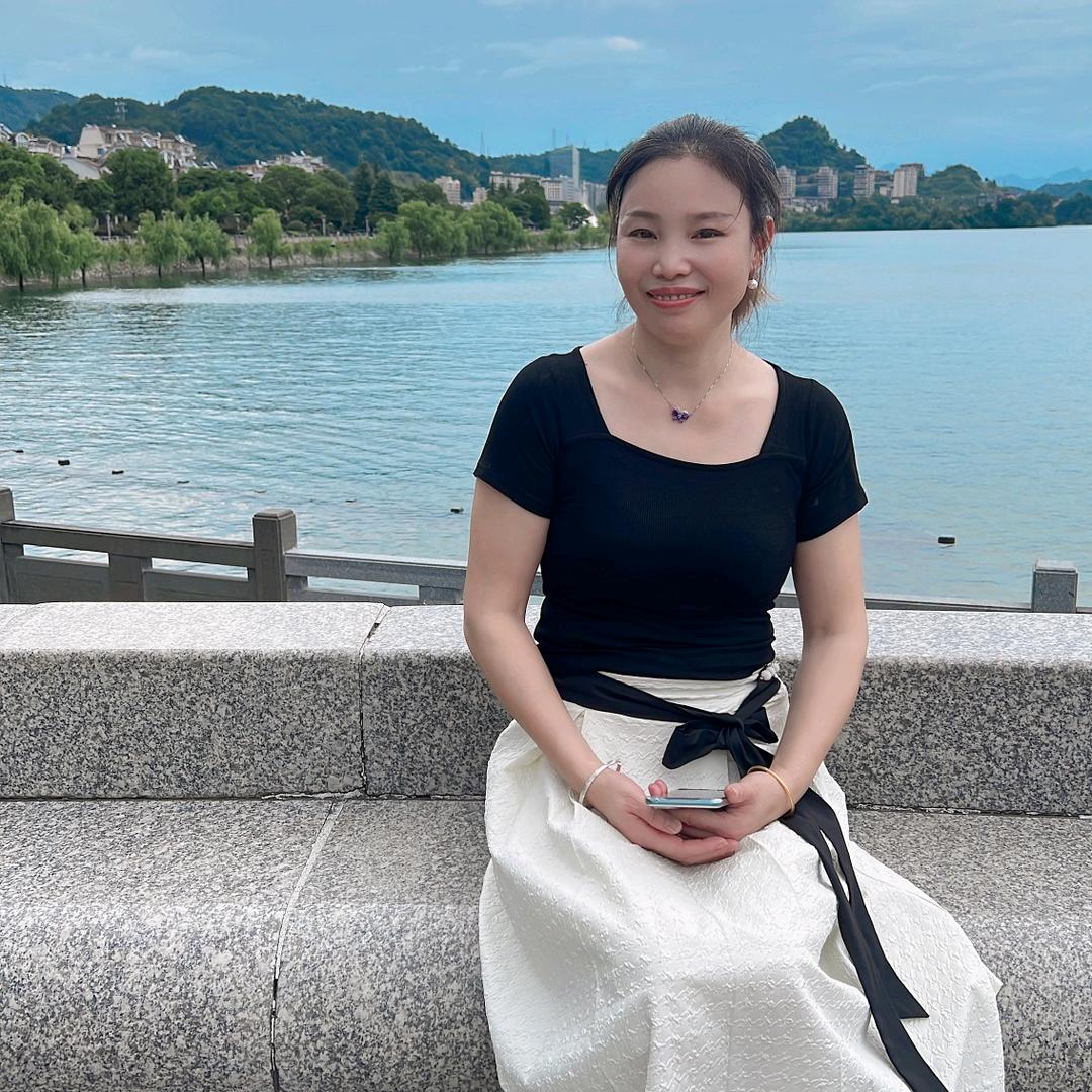 悦孩温柔媚娘