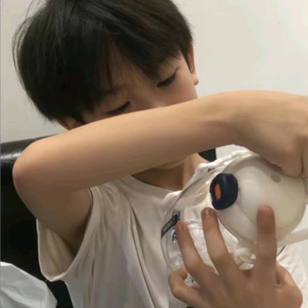 Lin^