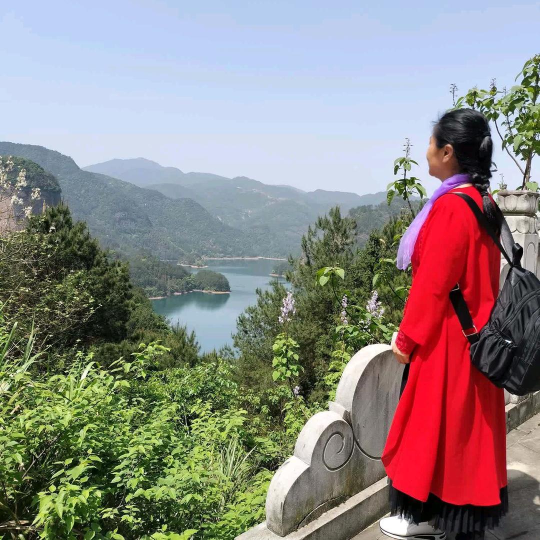 @华姐(拒绝私聊)