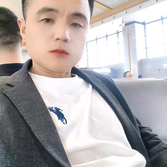 专业切割混凝土，翟齐放。
