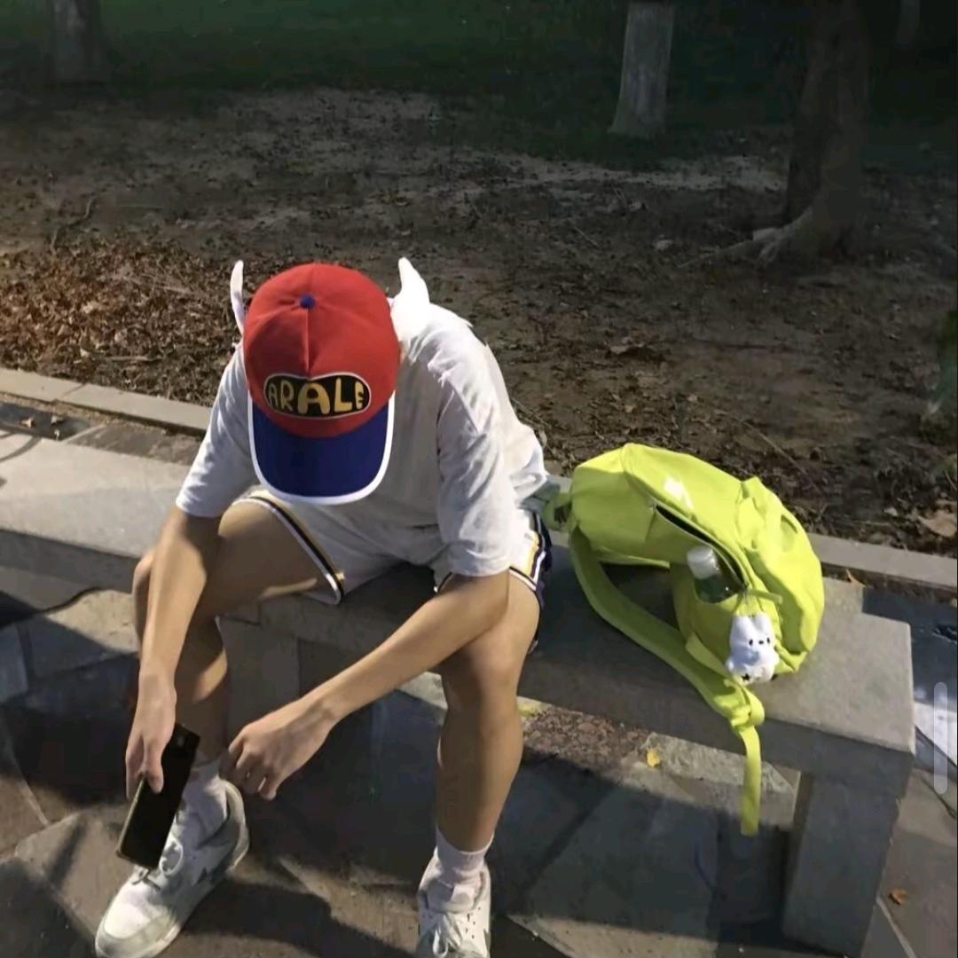 折耳根白哇🌈