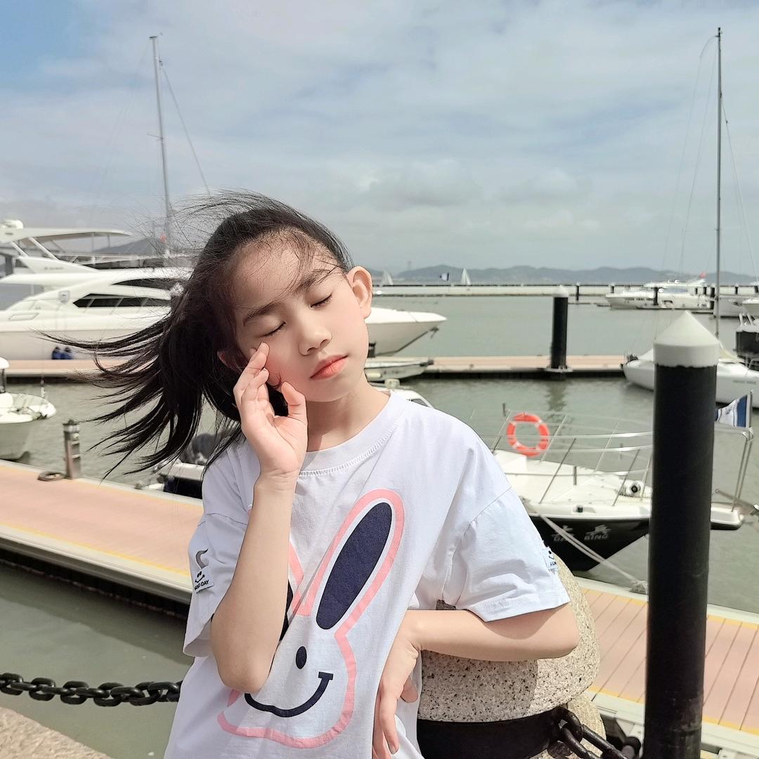 蓝菲菲