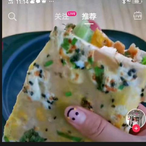“李彦”手抓饼、灌饼，中学西门…
