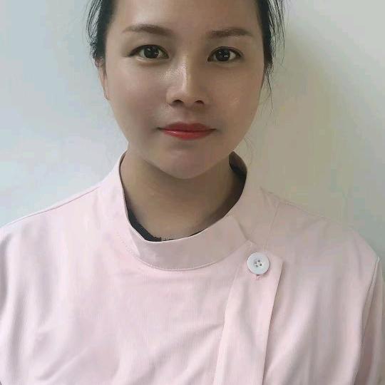 李燕霞（90后月嫂）