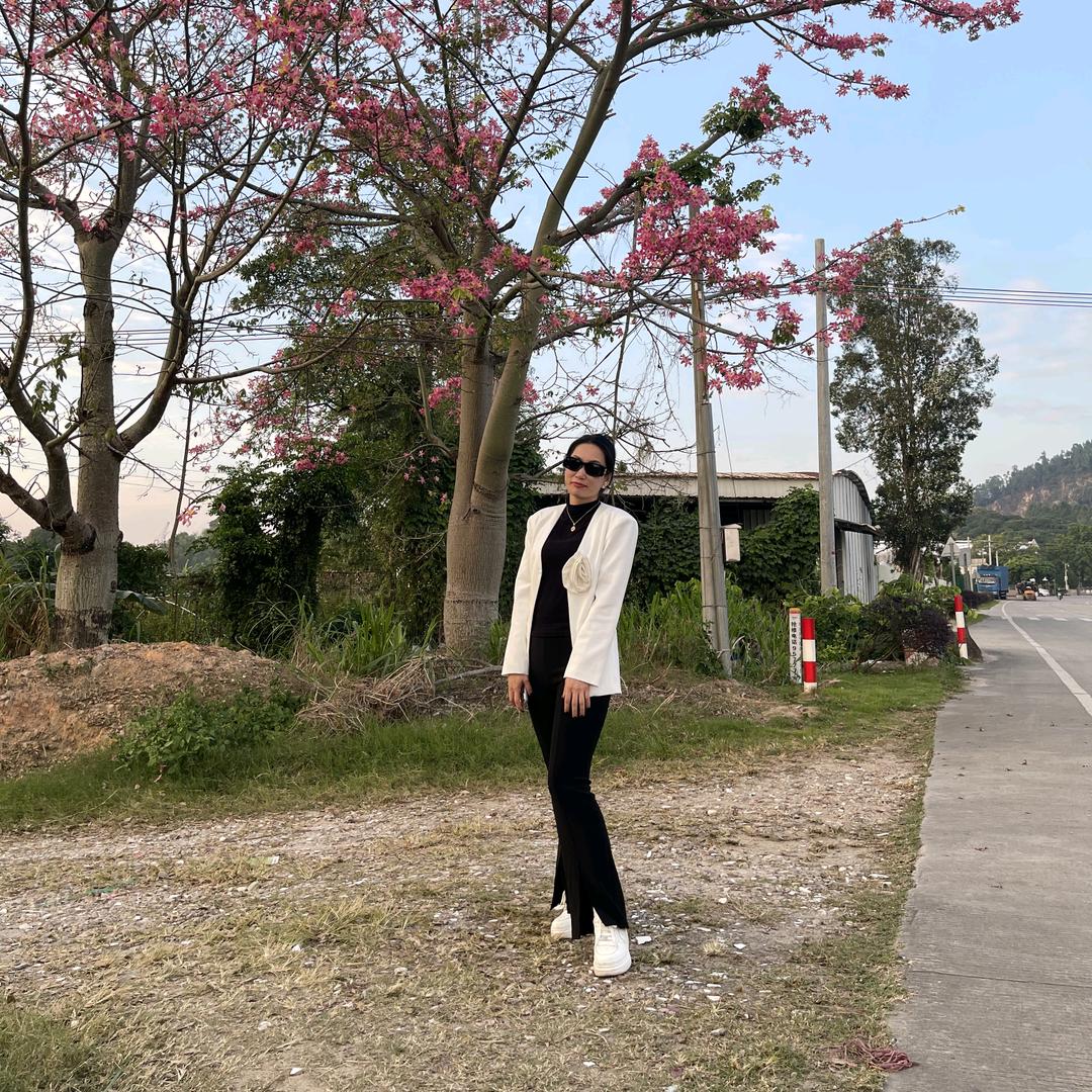 玲玲姐
