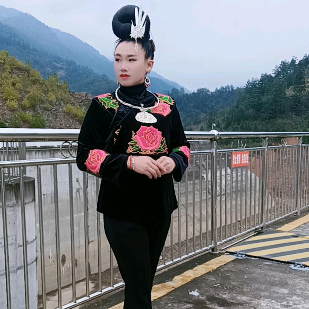 苦咖啡的眼泪
