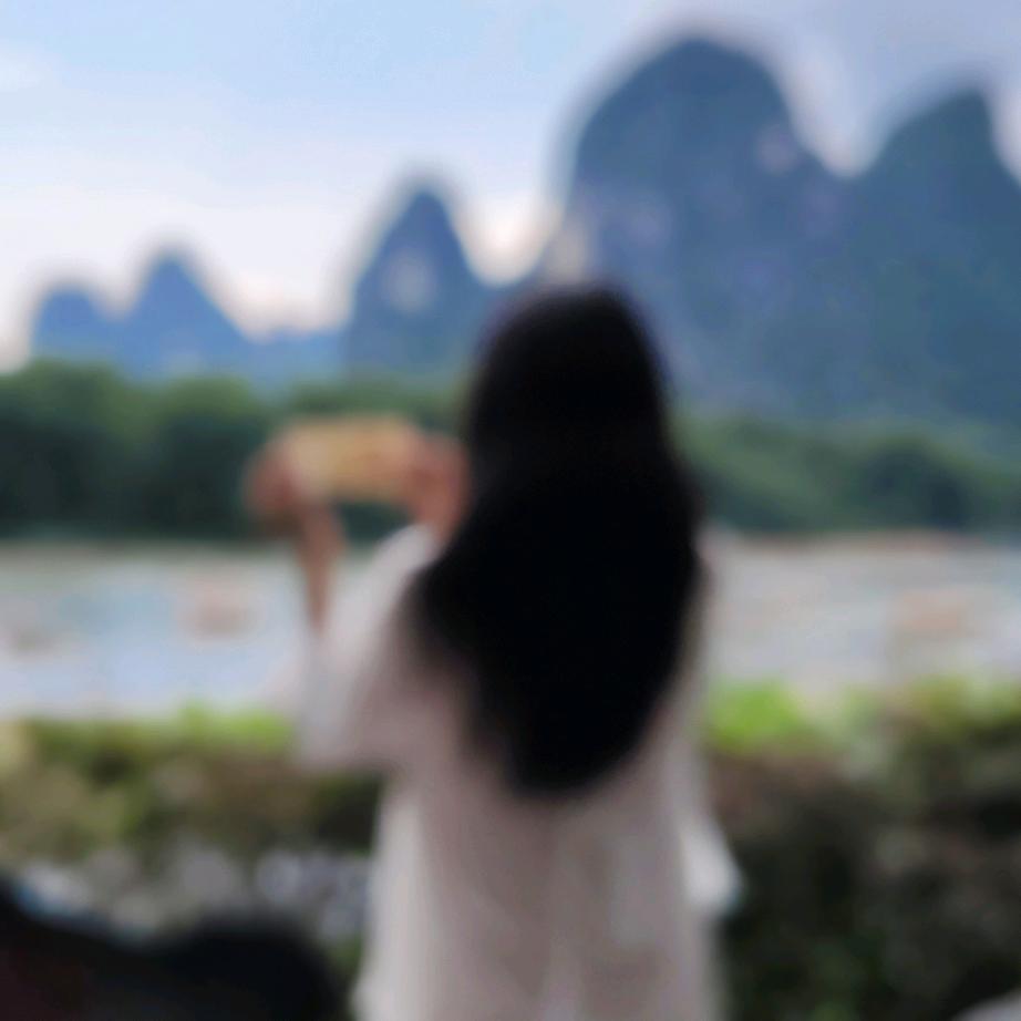 爱笑的女孩发大财