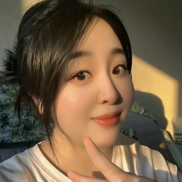 阮小姐 =͟͟͞͞ʕ•̫͡•ʔ
