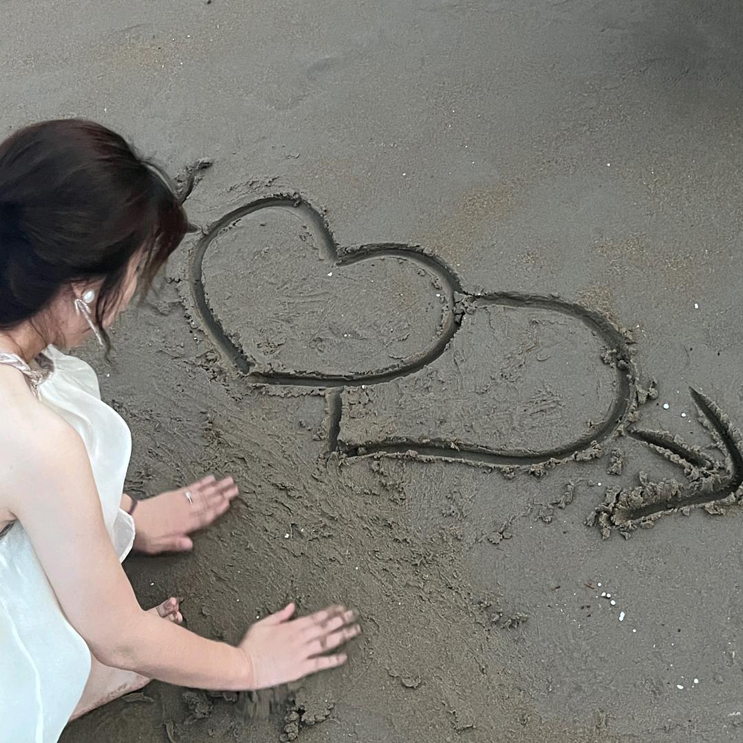 @静静