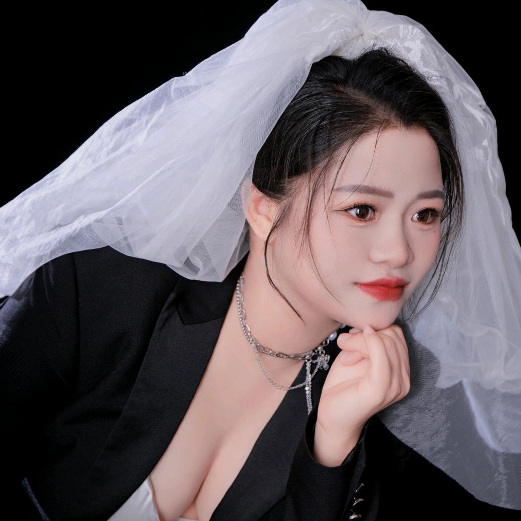 一颦一笑一倾城！一曲一诺一人心！