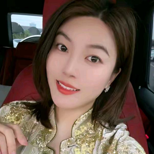 H姐曼辰-高奢穿搭