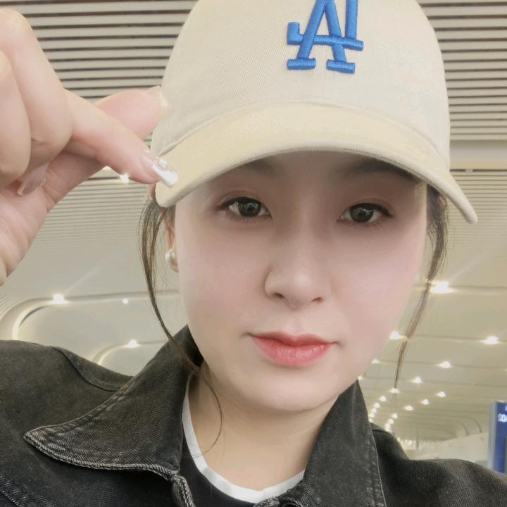 罗兰西尼门窗水然装饰君姐。