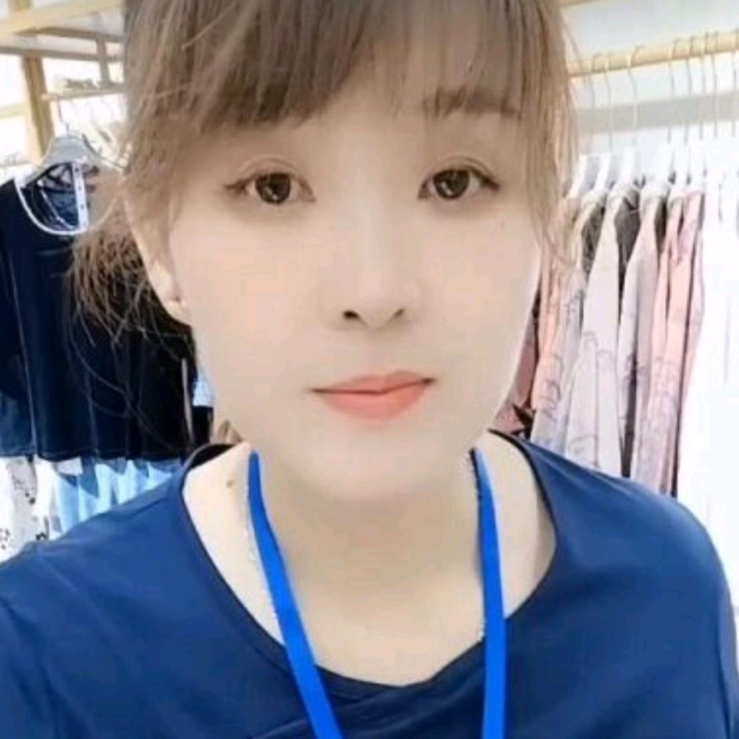 凌云大厦女装