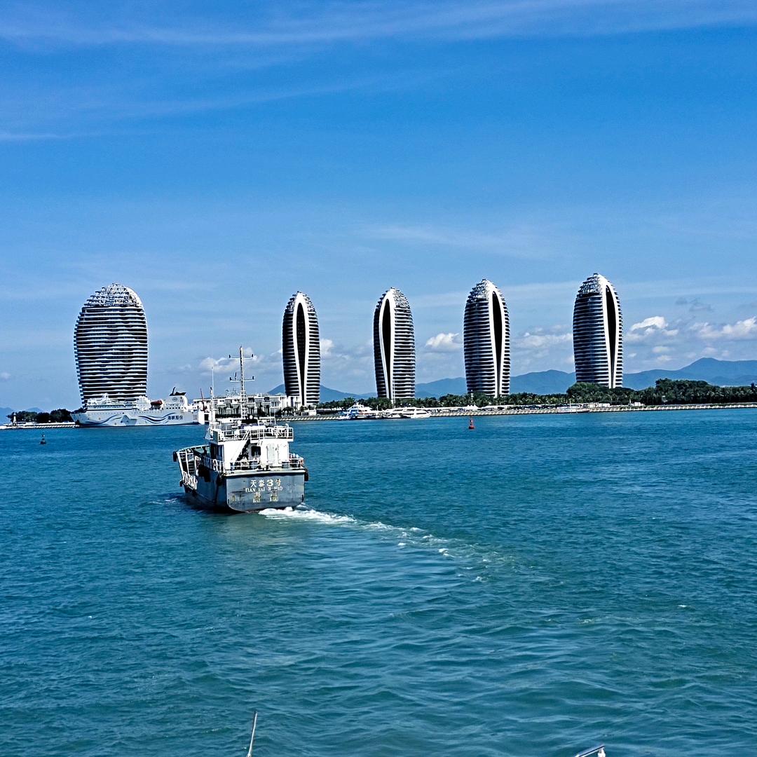 @奥特 搬砖兄弟