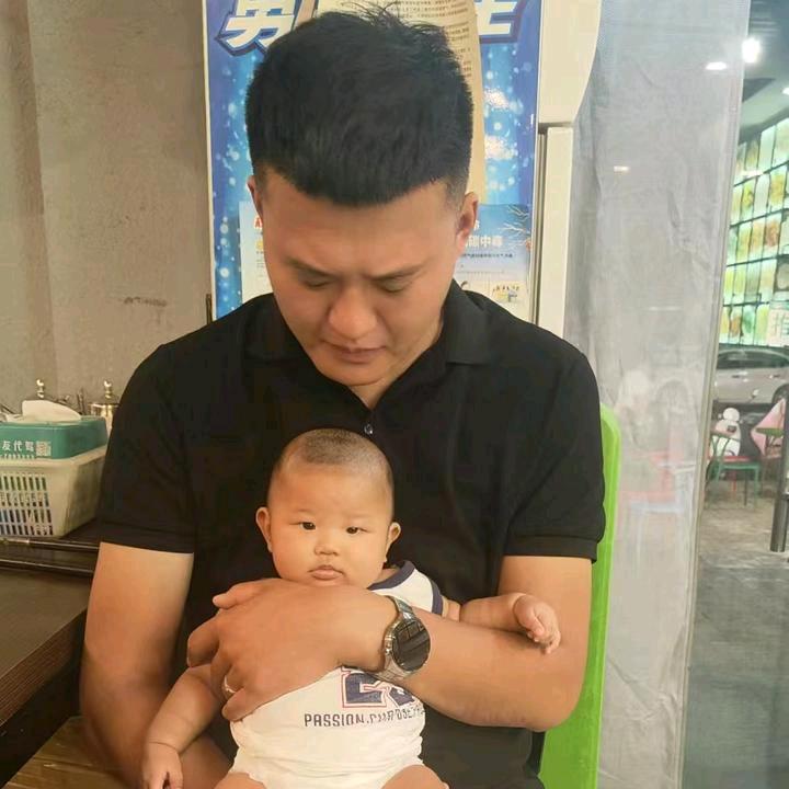 蹬车子的刘教