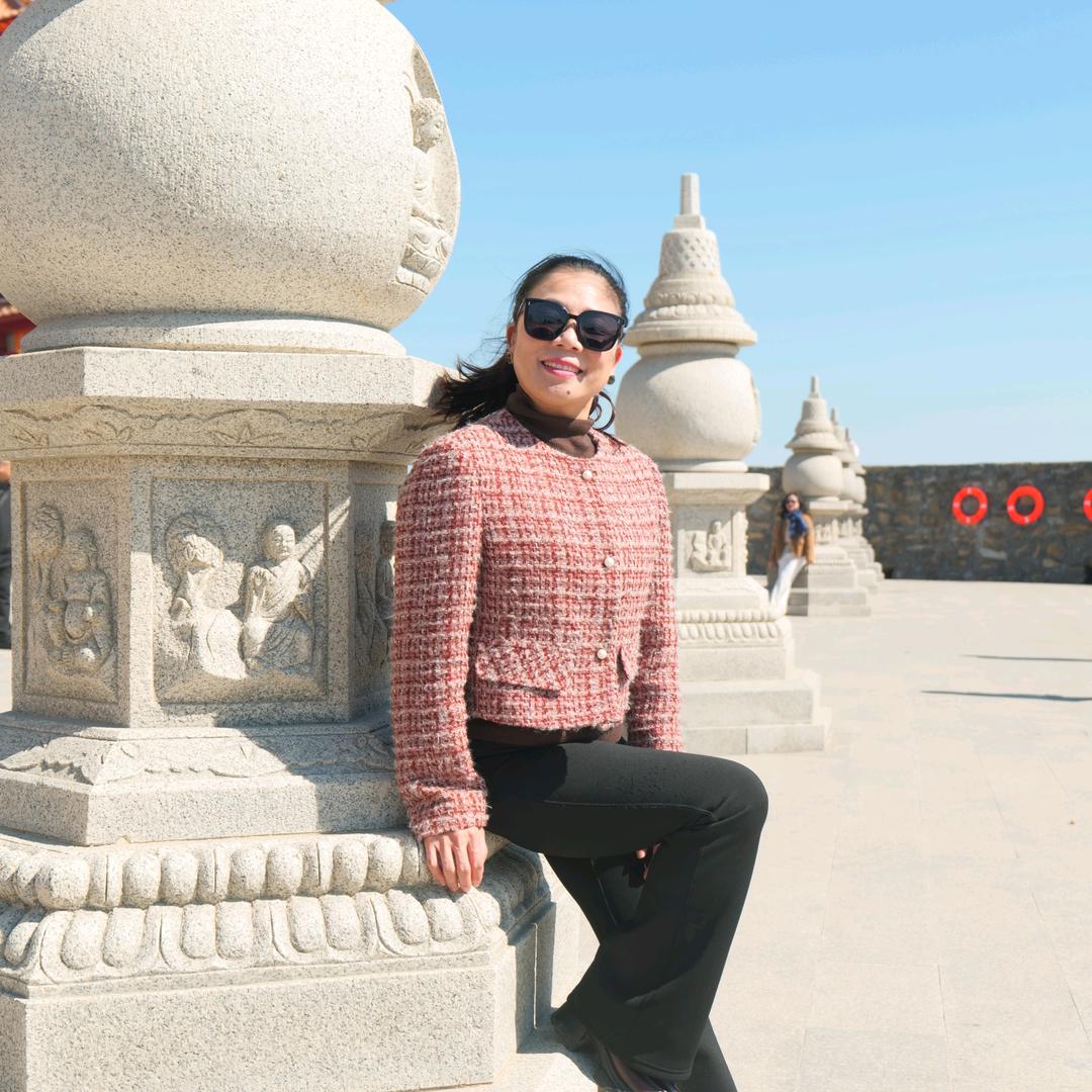 未来新零售创业导师——玲姐