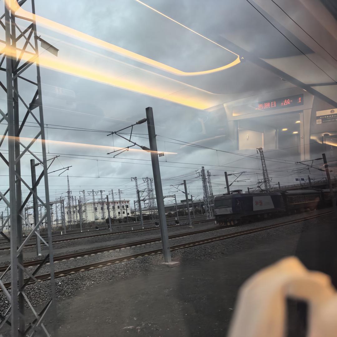 今天不是星期六