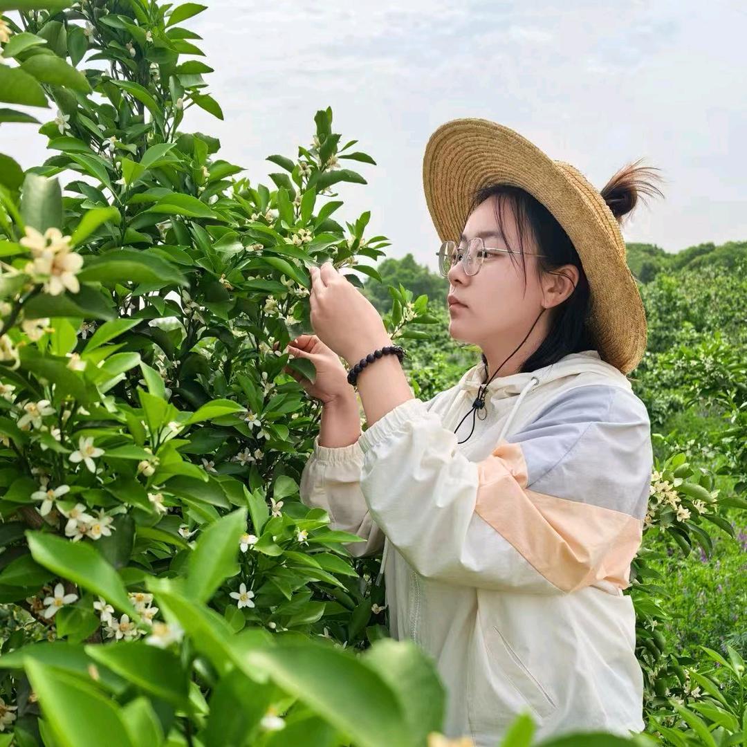 启明生物小施妹