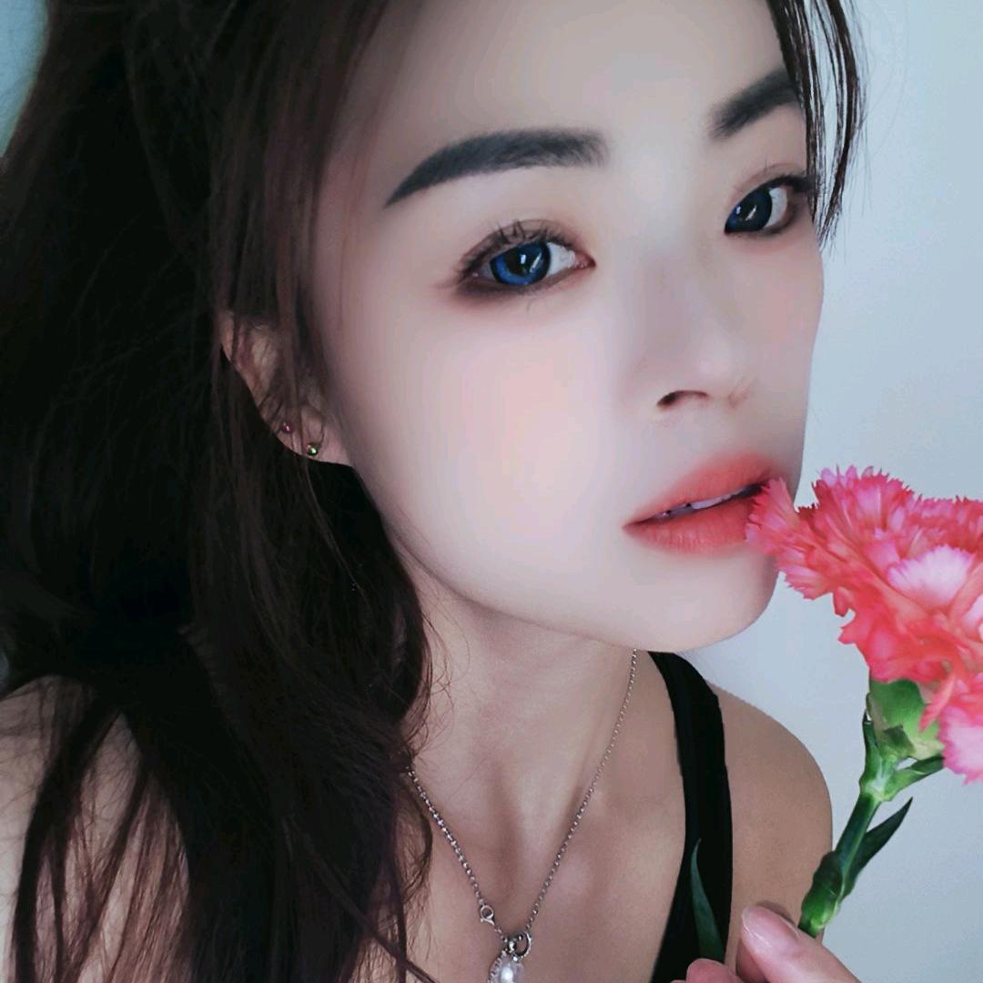 秋秋（很粗鲁)