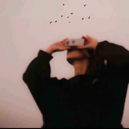 背对山川 ㅤㅤㅤㅤ ㅤㅤ