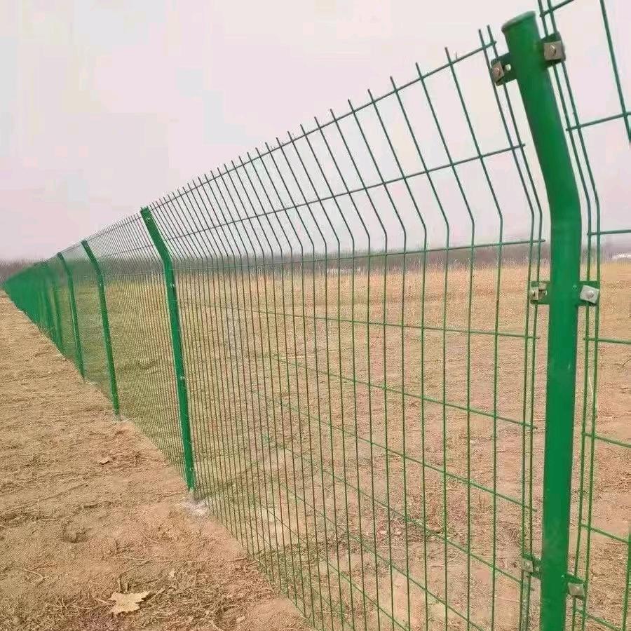 伊犁铁丝网护栏