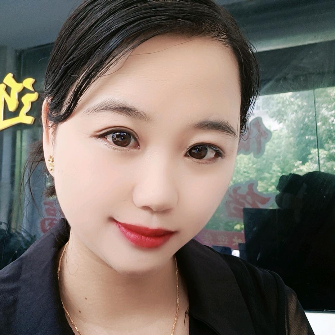 小龙足艺玖妺，有山靠山无山自担