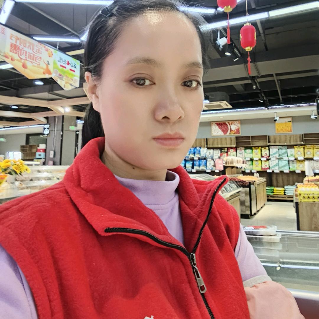 重庆面条妹。饺子皮和馄饨皮。