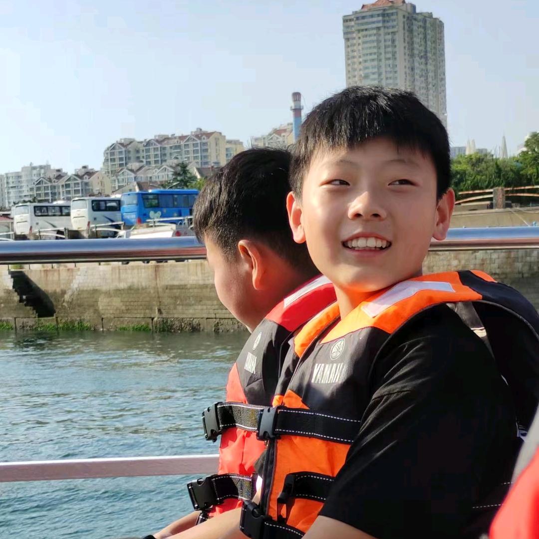 @魏华。