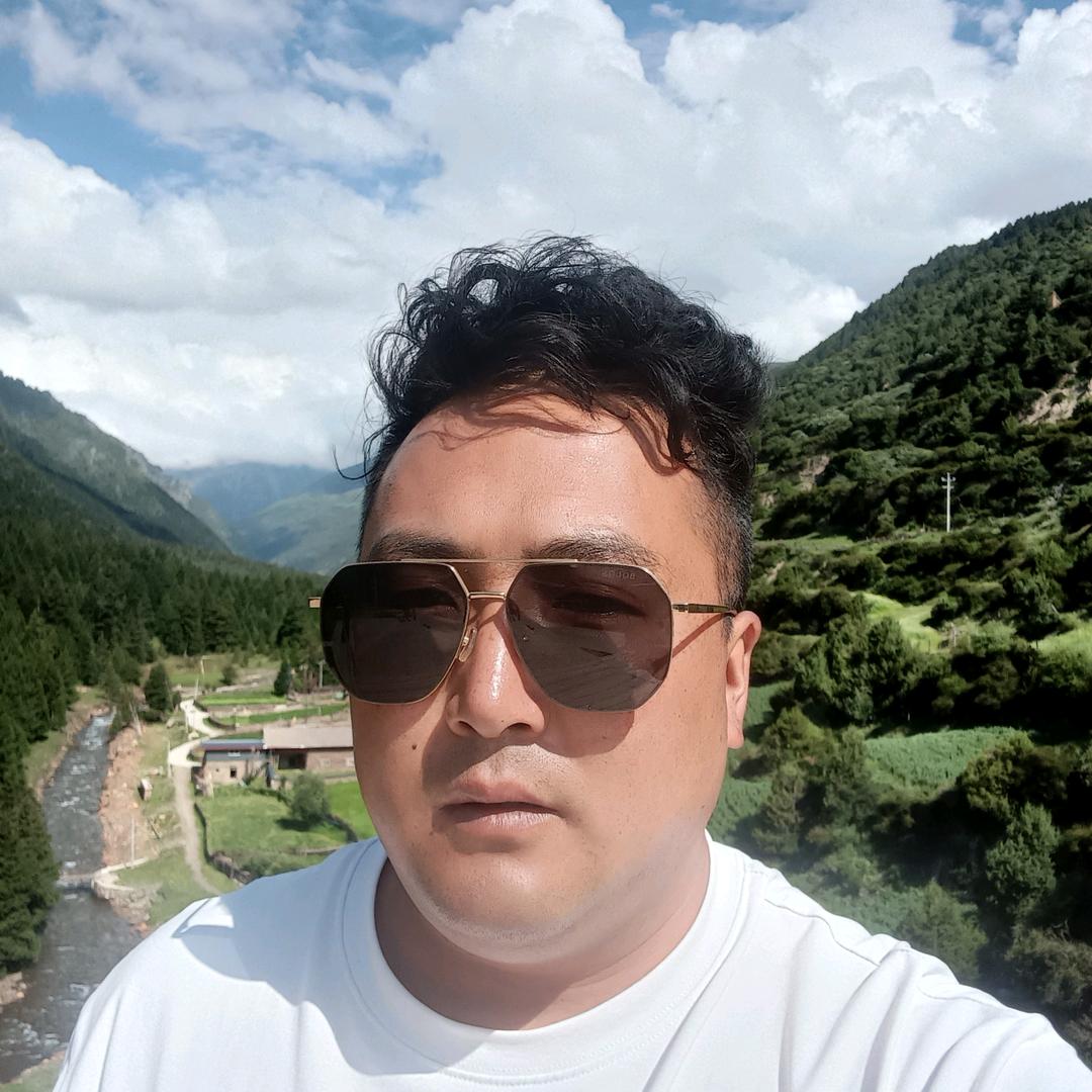 农村小伙