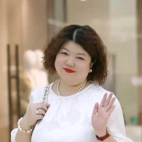 真丝小宝总(穿搭分享)