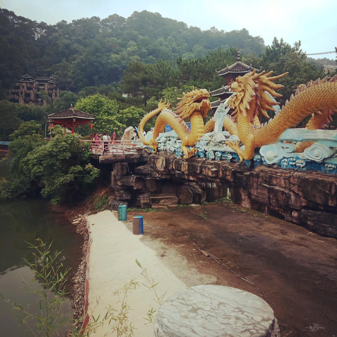 沙陂街江夏建筑工程队