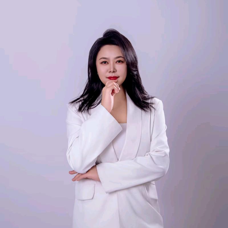 我是静静呀 biu~❤️