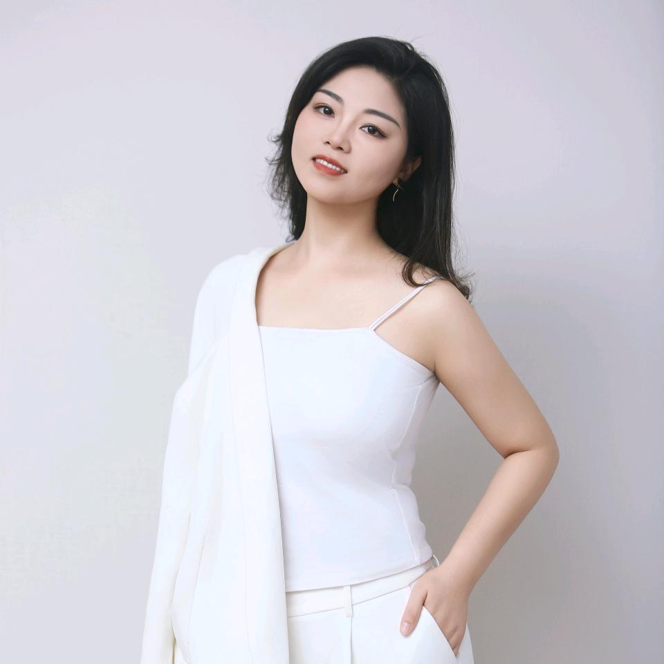 面部定妆师~燕燕