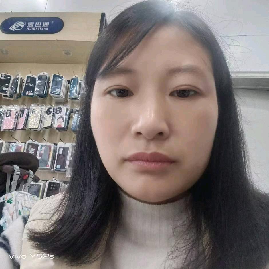 王姐自家种植奉节脐橙，