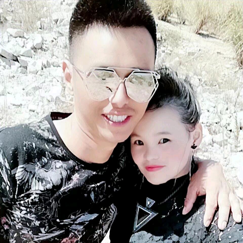 丫头💋💋