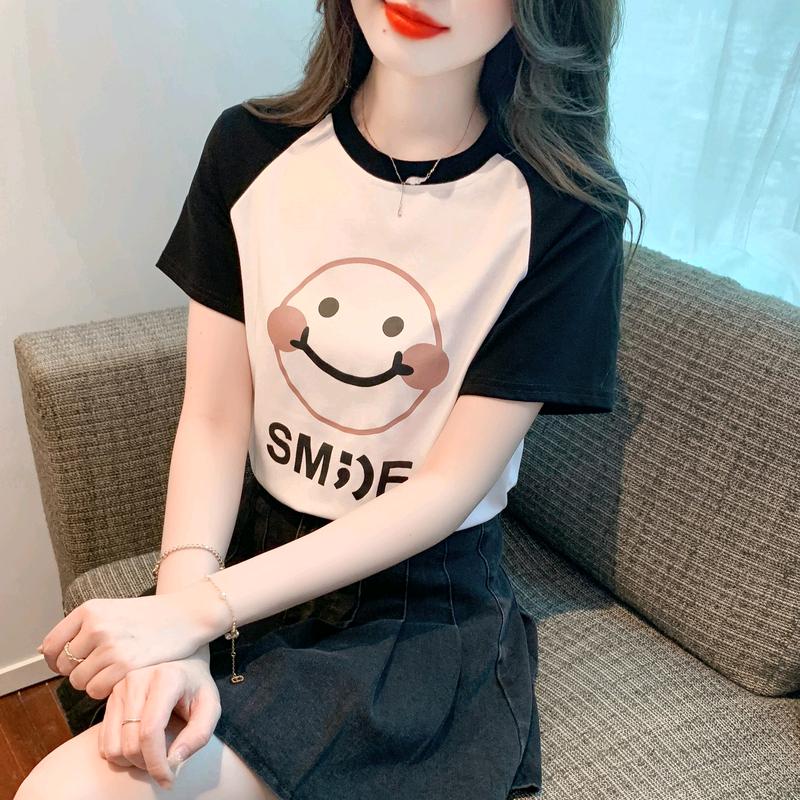 羽杉服饰工厂