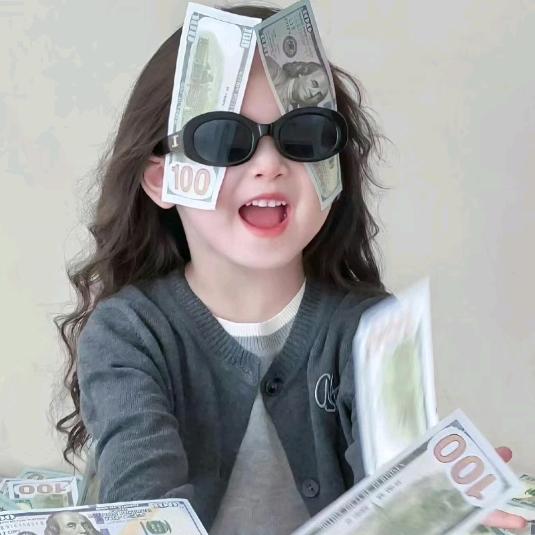 爱睡觉的猪猪🐷