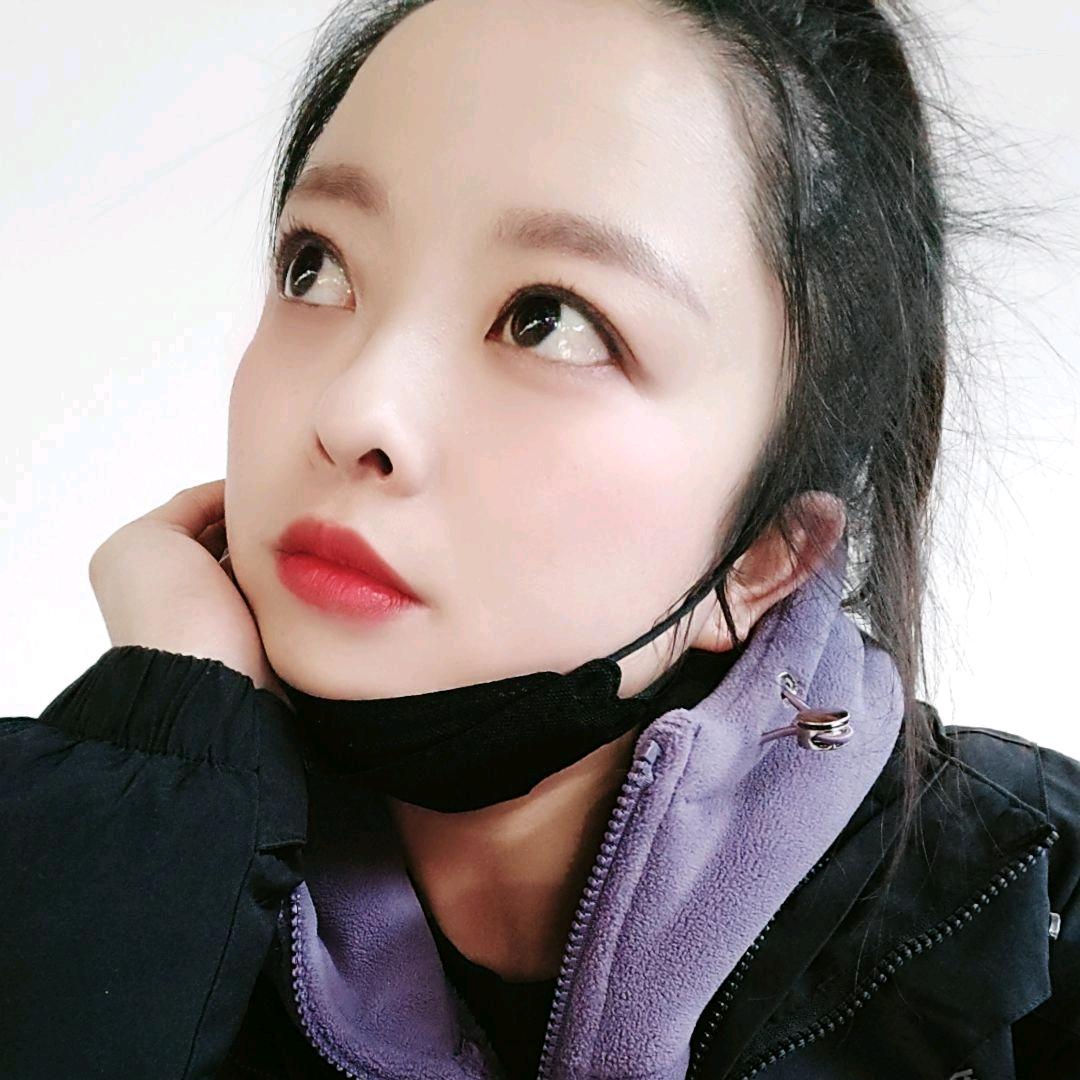 大脸妹儿&