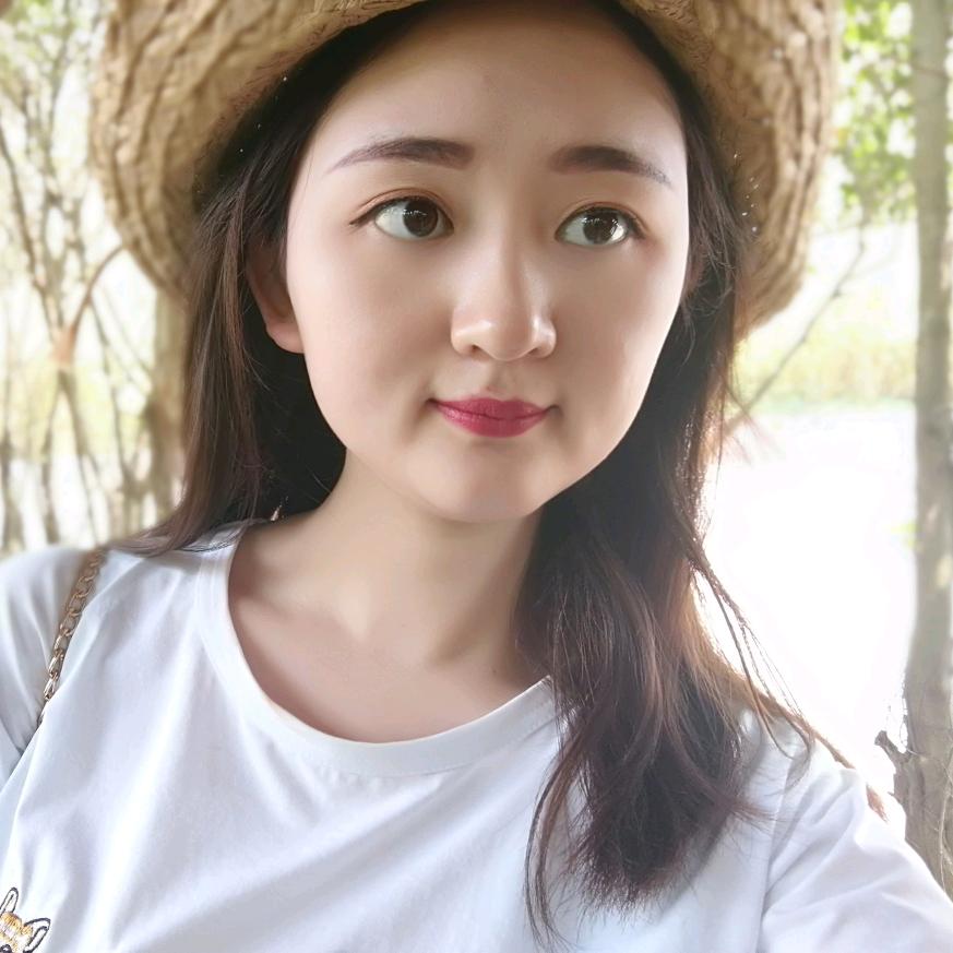 黄油面包的樱桃罐头