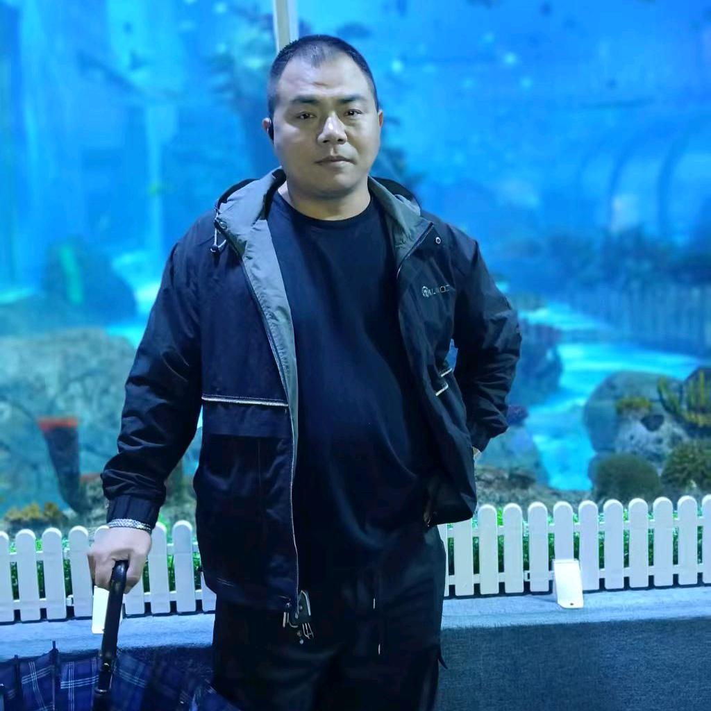 ☞往前看吧！☺️兄弟🥰☜