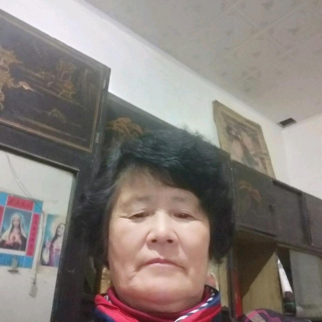 张和平在创作 我来自河北保定