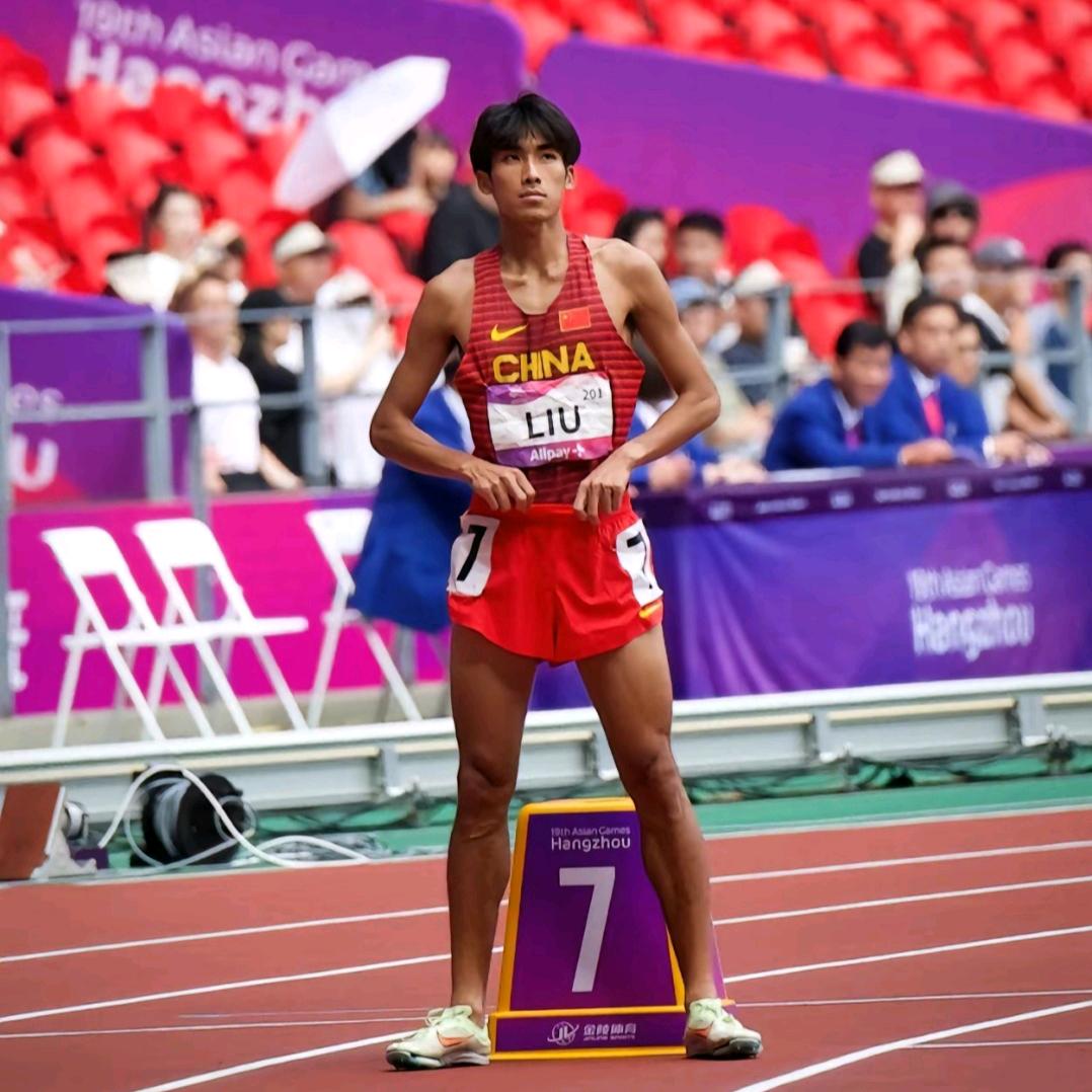 短跑名将刘德助💫