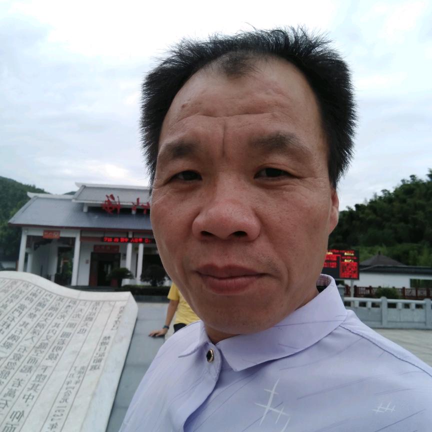 专业粉墙伍师傅！