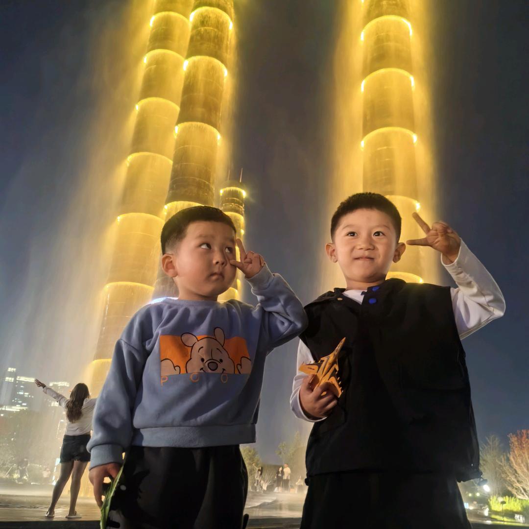 成都锦盛源幕墙标件