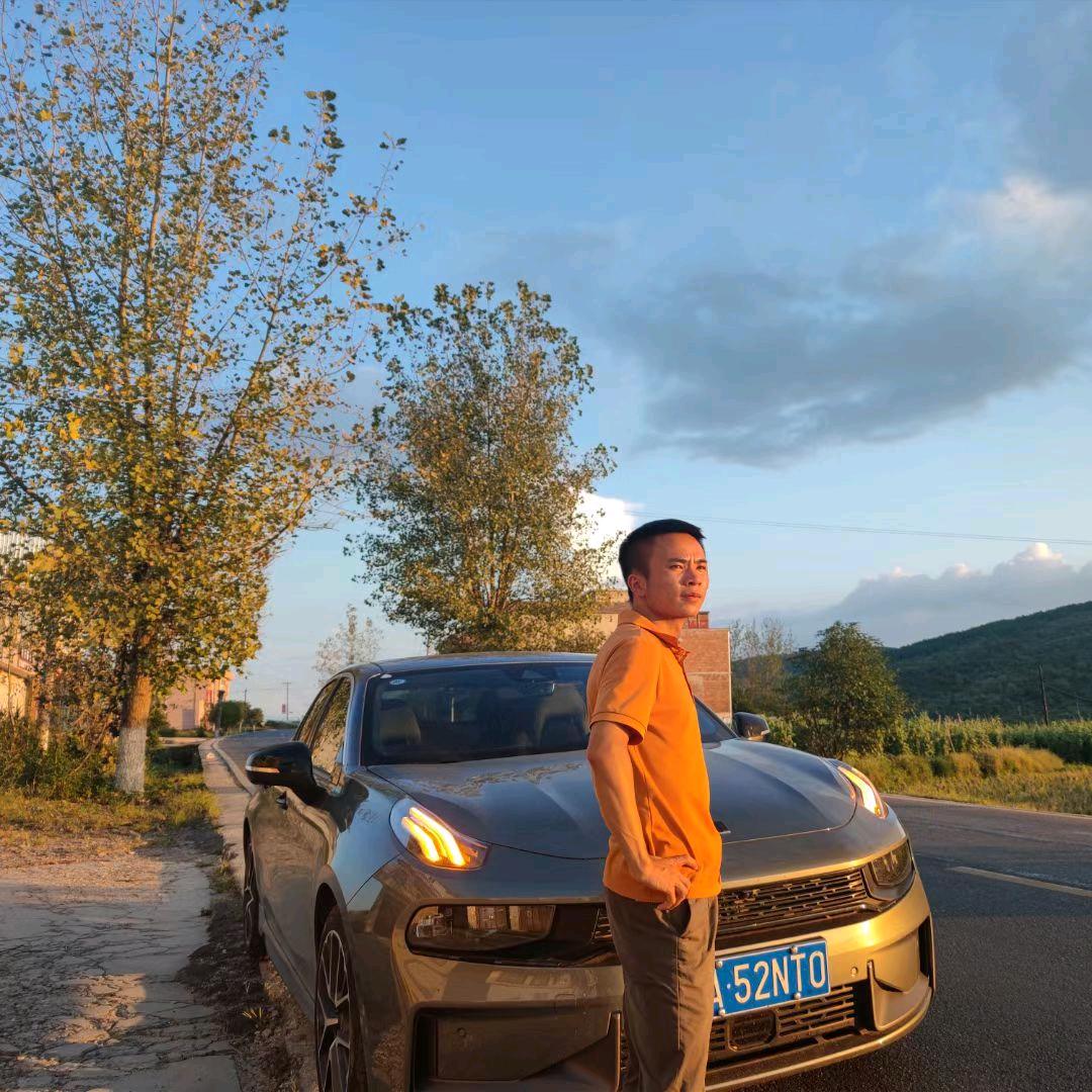 贵州体育职业学院莫学长✌️